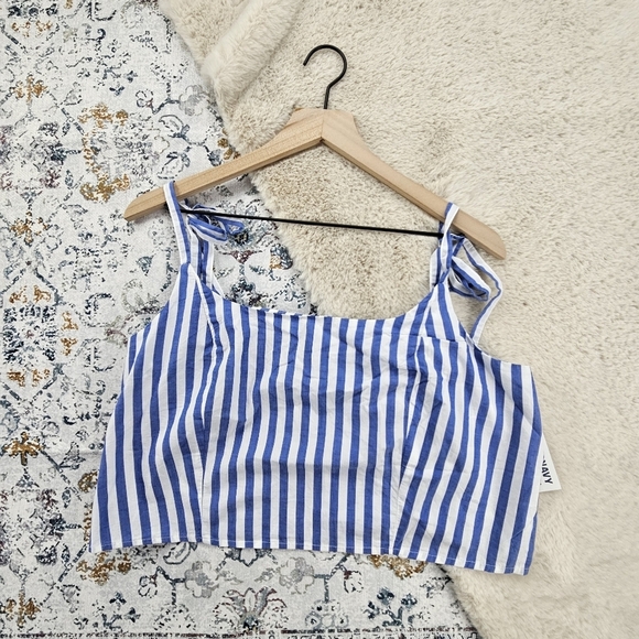 Old Navy Cami Crop Top Blue and White Stripe Large - Picture 5 of 9